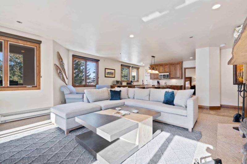 Kiva 221 By East West Hospitality Apartment Beaver Creek Exterior photo